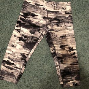 Calvin Klein Capri leggings